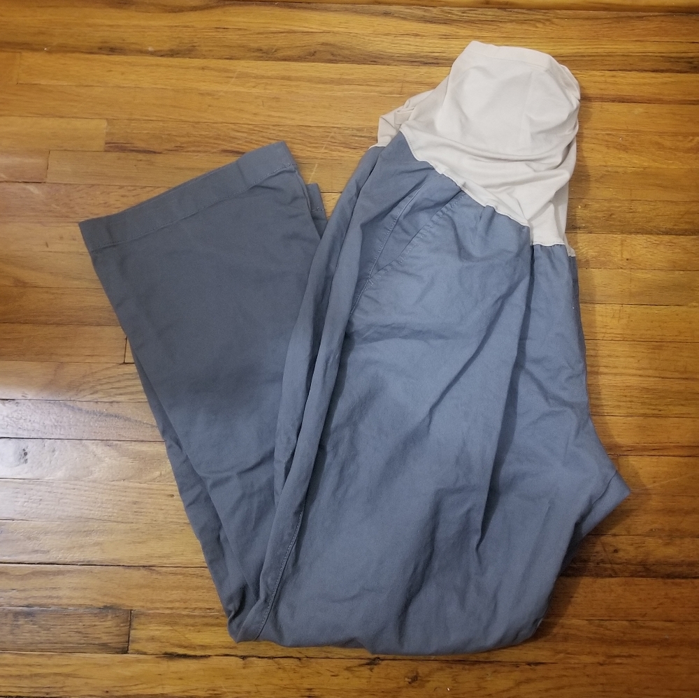 Old Navy Maternity Gray Khaki Straight Stretch Pants Size plus 18 Short